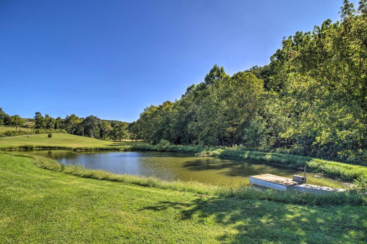 Rogersville Barn Apartment On 27 Acres With Pond! Eksteriør bilde