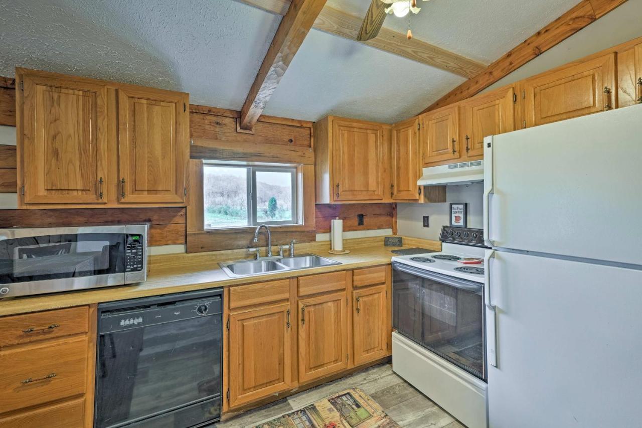 Rogersville Barn Apartment On 27 Acres With Pond! Eksteriør bilde